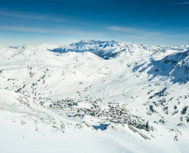 Známý lyžařský okruh Tauernrunde umožňuje obkroužit Obertauern jako po okraji sněhové misky, jak se věhlasnému středisku říká