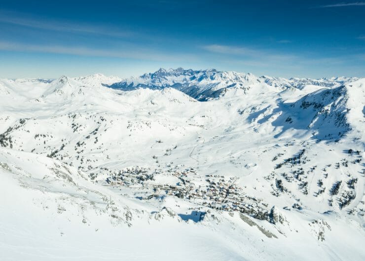 Známý lyžařský okruh Tauernrunde umožňuje obkroužit Obertauern jako po okraji sněhové misky, jak se věhlasnému středisku říká