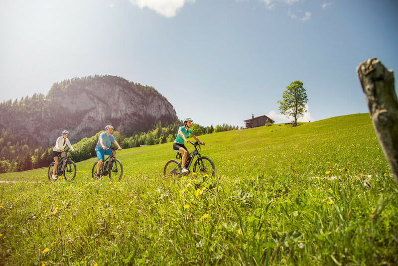 Lofer v Salcburském Saalachtalu je ideálním místem, kde můžete vyrazit na výlet na kole s celou rodinou