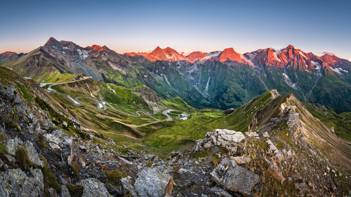 Edelweißspitze je nejvýše položený bod na silnici Großglockner Hochalpenstraße, kam se dá dojet autem