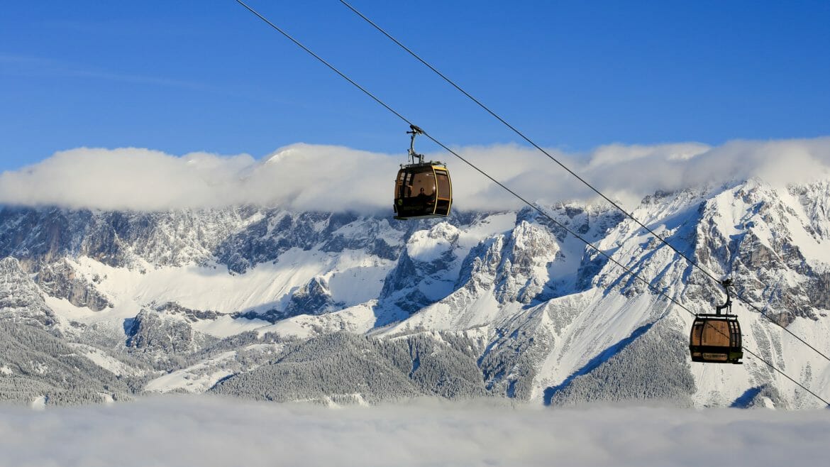 Planai je hlavní hora oblasti Schladming a se sousedním Hochwurzenem tvoří centrum houpačky čtyř vrcholů