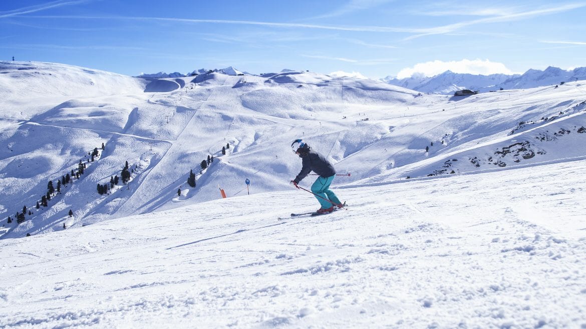 Díky 85 % modrých a červených sjezdovek je lyžařský areál zážitkem hlavně pro rodiny a rekreační lyžaře. O to, abyste si na lyžích nebo "prkně" mohli užívat co nejdéle, se postarají moderní zasněžovací systémy