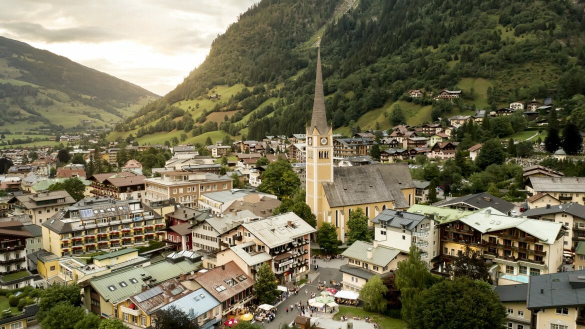 Bad Hofgastein v údolí Gasteinertal je příjemná oblast pro letní dovolenou