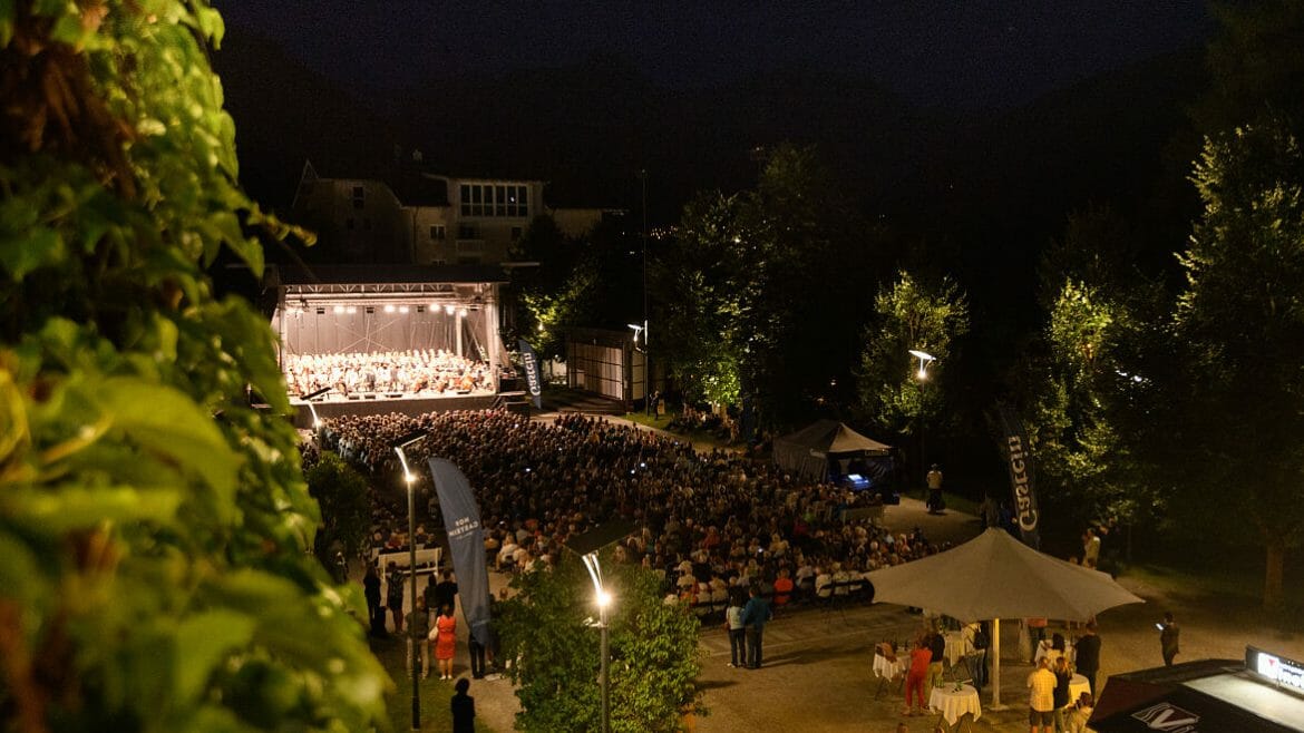 Alpenarena v Bad Hofgasteinu je dějištěm mnoha zajímavých kulturních akcí, vystoupení a koncertů. V létě 2023 sem přijede světoznámý operní pěvec Plácido Domingo. 
