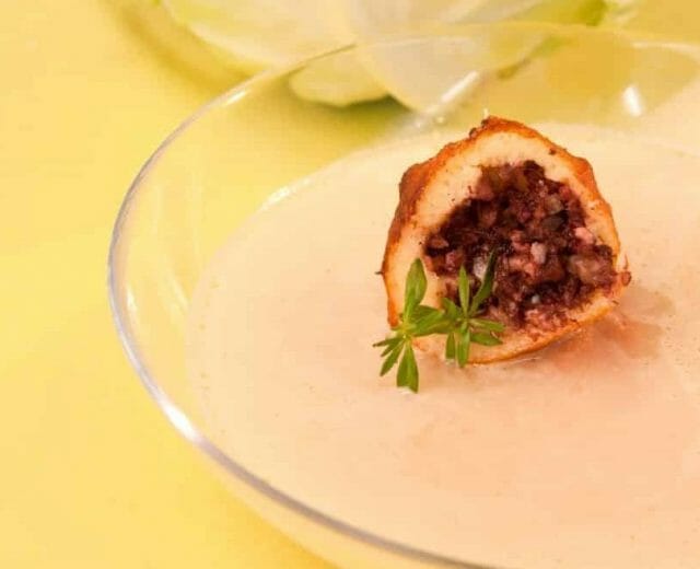 weixdfkrautrahmsuppe-mit-blunzenknxf6derl-895×658