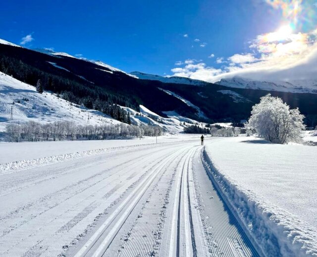 Upravená běžecká stopa v Raurisertalu