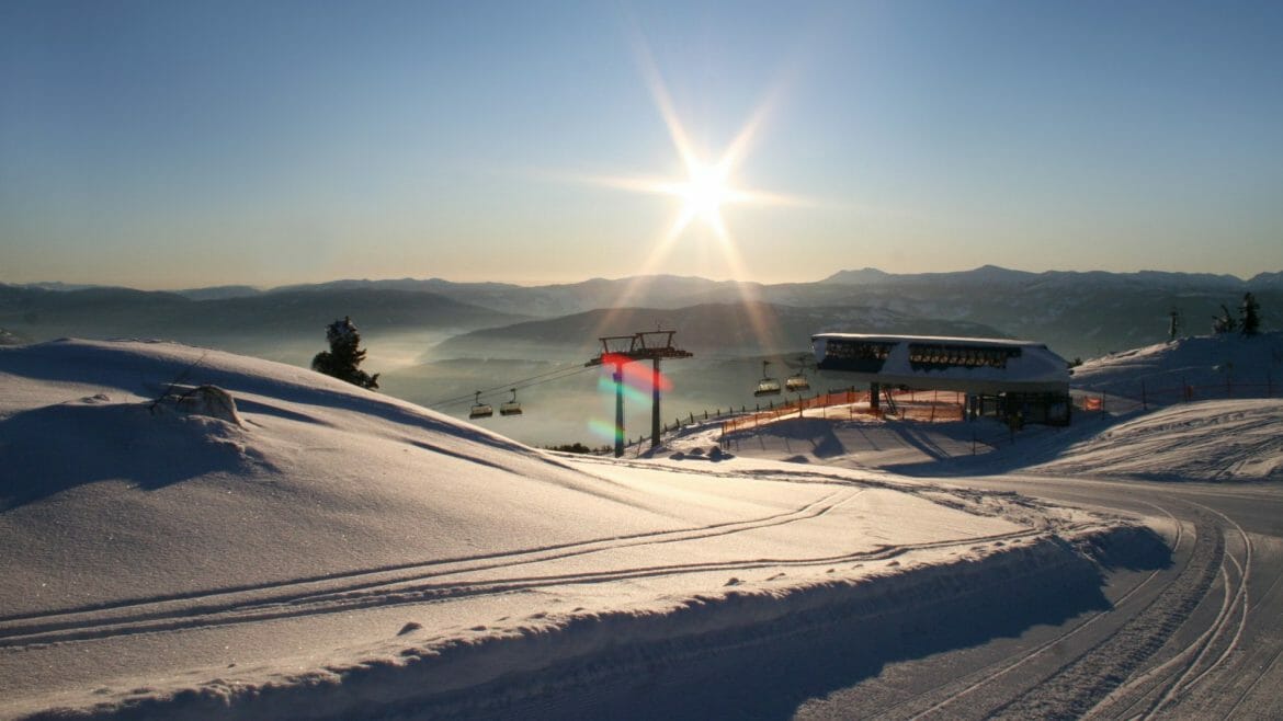 Slunečné rodinné lyžařské středisko Fanningberg se nachází v nadmořské výšce mezi 1 500 až 2 100 metry nad mořem