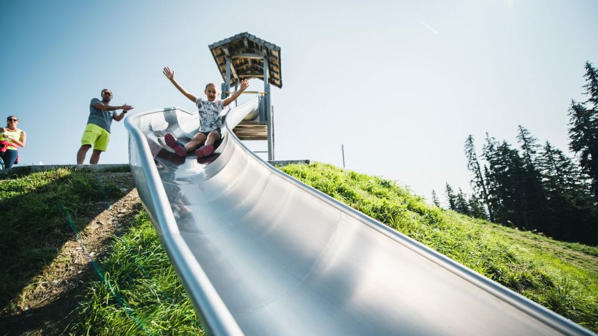 Obří skluzavka na rodinné zážitkové hoře v Salcburském sportovním světě