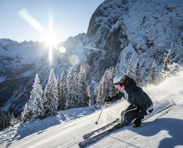 dachsteinwest-familienskigebiet-sunskiing Překrásné kulisy pro zimní sporty v Dachstein West
