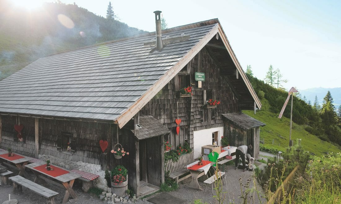 Rustikální alpská salaš Loseggalm v Annabergu v Salcbursku 