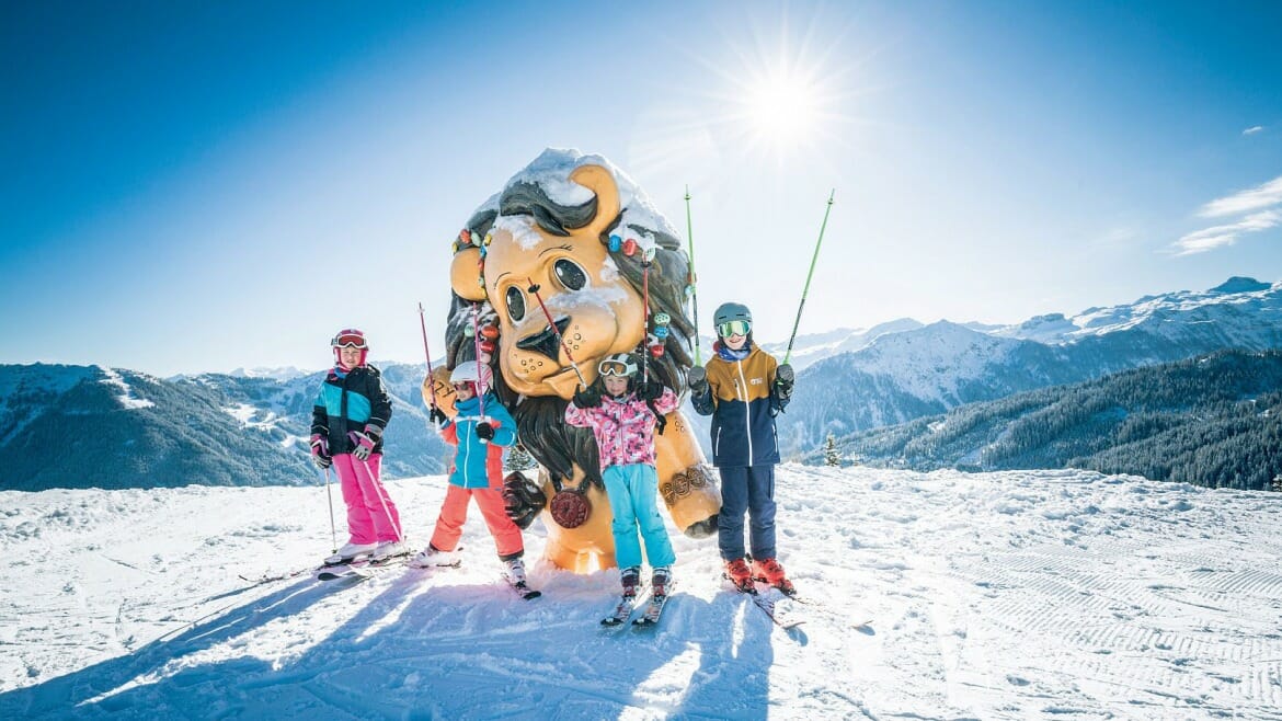 Crazy Dolls na Shuttlebergu jsou zpestřením na lyžích pro děti