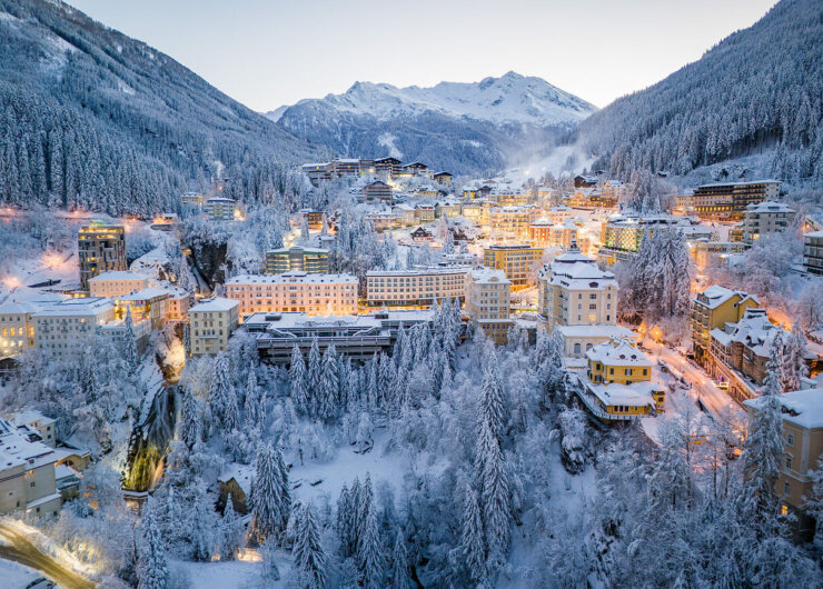default Pohled na Bad Gastein v zimě