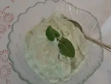 Osvěžující dezert, štovíkový krém