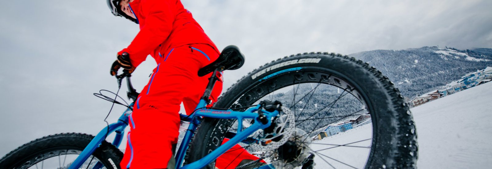 Flachau fährt Fatbike im Schnee | SalzburgerLand Magazin