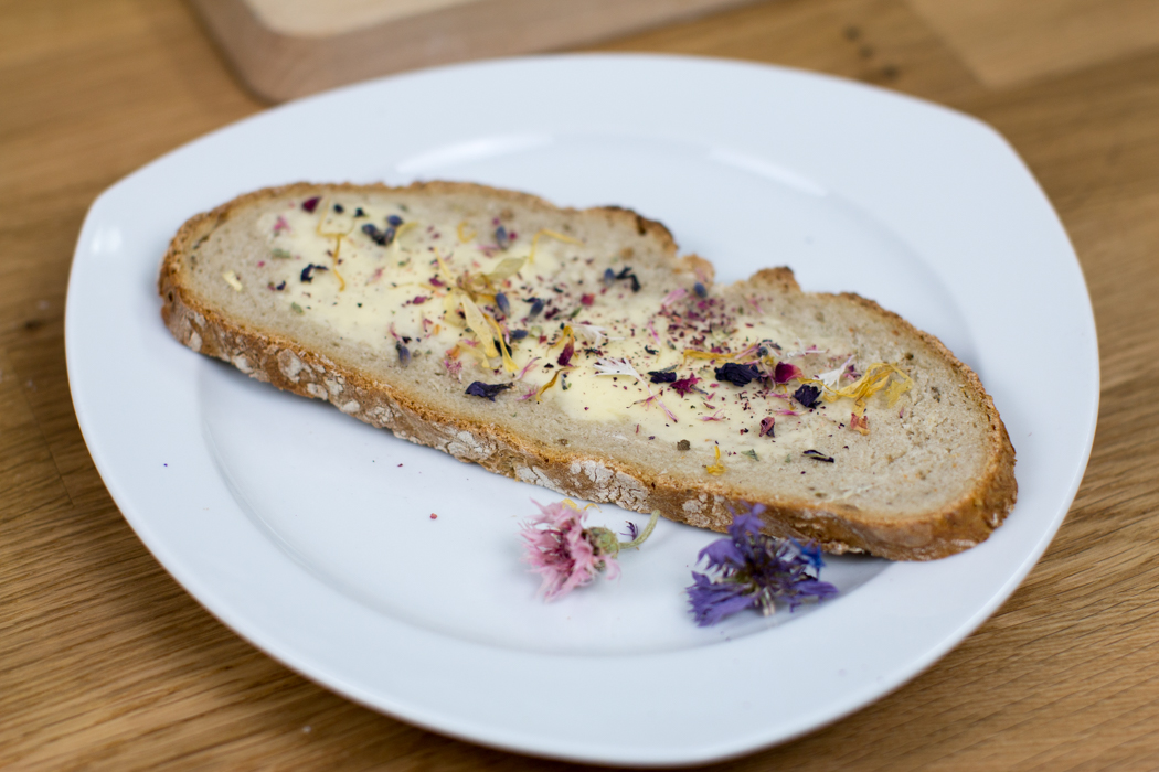 Salzburger Bauernbrot selbst gemacht - mit Sauerteig | SalzburgerLand ...