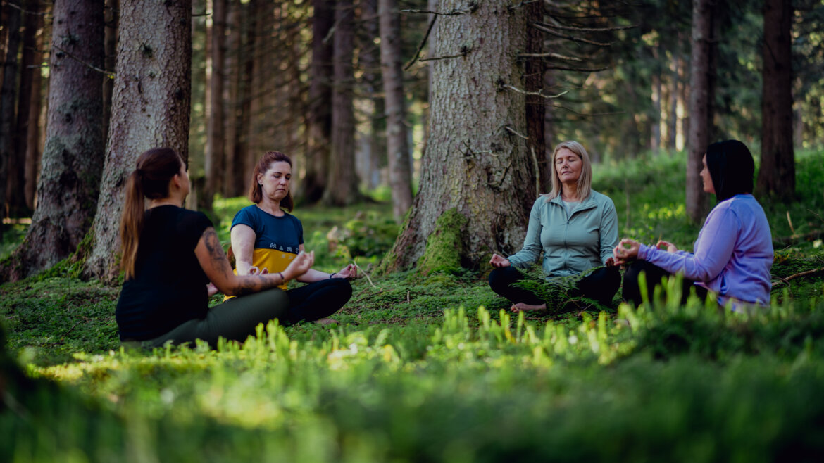 im Wald zur Ruhe kommen, Embach ©Daniel Sobietzki (vergrößerte Ansicht)