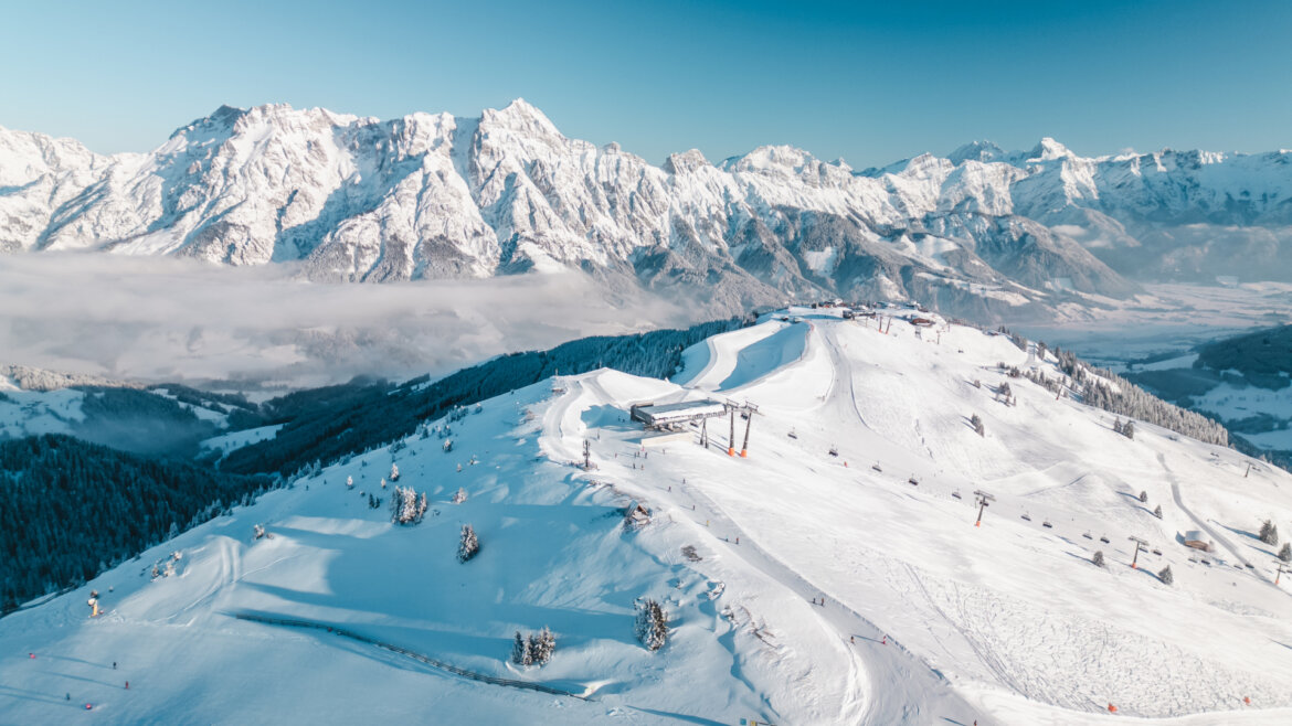 Skigebiet Asitz in Leogang - breite Pisten und tief verschneite Berge