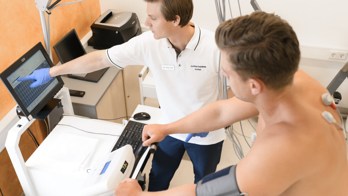 SportsWorld-Leistungstest (c)MarktlPhotography/Alpentherme Gastein SportsWorld-Leistungstest- (c)MarktlPhotography/Alpentherme Gastein (vergrößerte Ansicht)