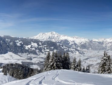 Winterliches Maishofen von der Schwalbenwand.