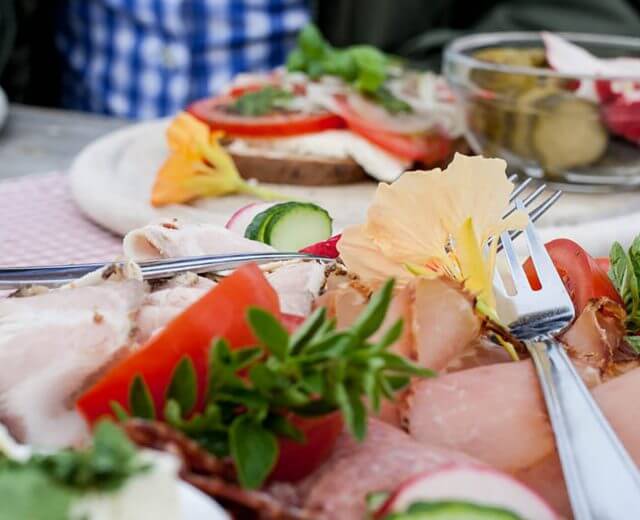 Entdecker-Fraeuleinflora-Ginger-in-the-basement Fräulein Flora und Ginger in the Basement in der Region Hochkönig