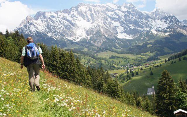 Entdecker-kofferpacken-at