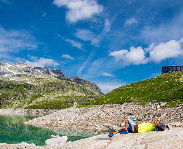 © Edith Danzer – Weißsee Gletscherwelt Rast am See