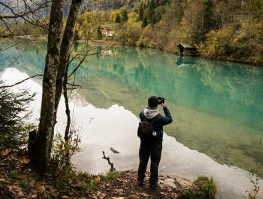 Türkisblaues Wasser im Klammsee