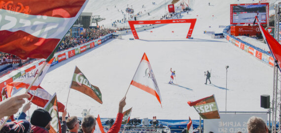 Sichert euch jetzt Euer Ticket und erlebt hautnah, wie in Saalbach der Traum von Gold Wirklichkeit wird!