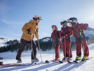 DSC01134_markedH-1_Landesplakat Ein Tag mit Marcel Hirscher