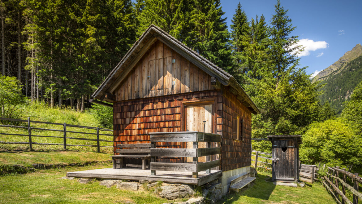 Eseihuette aussen (c) Bernd Suppan, Urlaub am Bauernhof