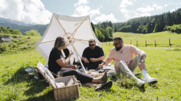 Esskursion (c)SLTG Herzogin Picknick