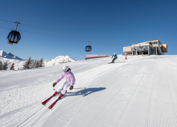Großarltal Skifahren © Lorenz Masser two skiers on perfect slopes