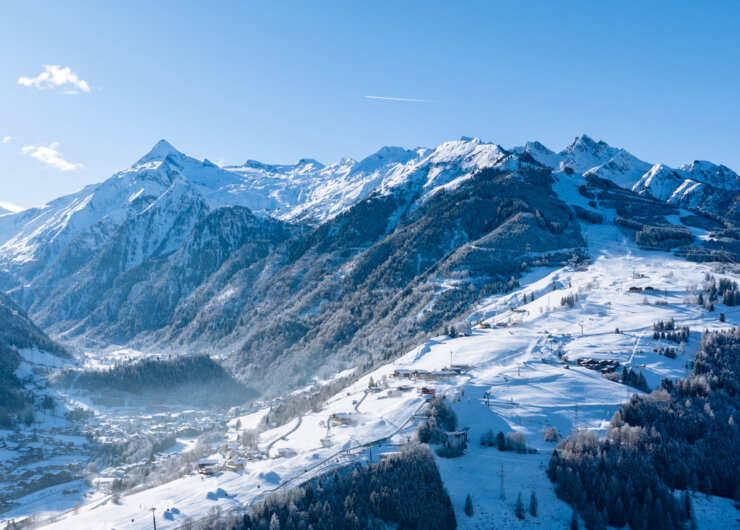 default Glacier ski area and maiskogel Kaprun