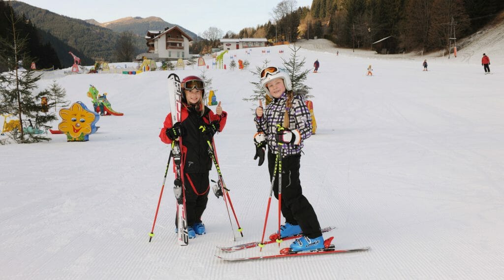 Learning to ski in Viehhofen.