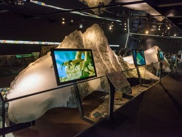 Nationalparkzentrum Hohe Tauern digital screens with information in an information center
