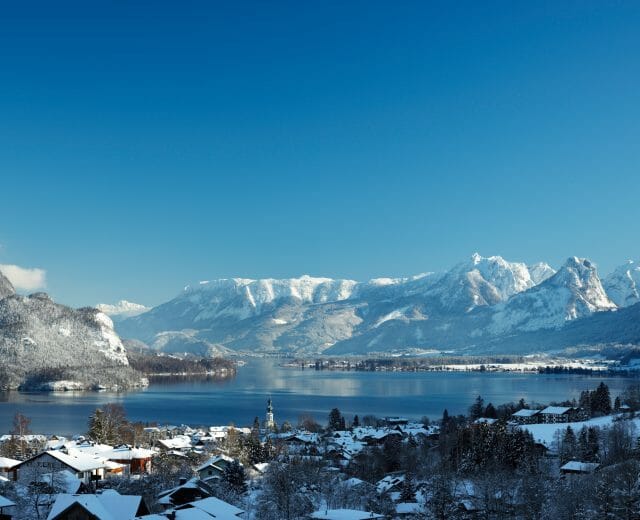 Winter in Wolfgangsee Winter in Wolfgangsee
