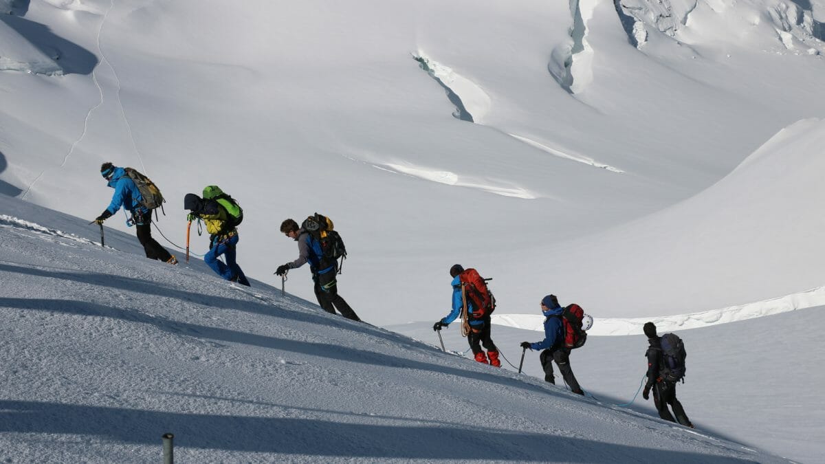 Alpine and high-altitiude medicine - First aid in the SalzburgerLand ...