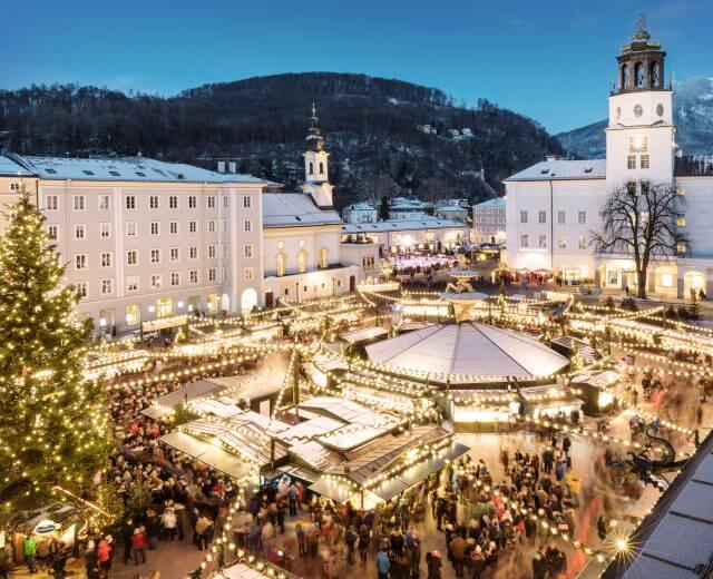 Salzburg, Residenzplatz és a hagyományos Christkindlmarkt