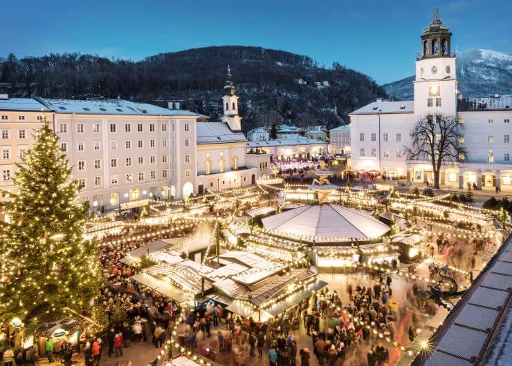Salzburg, Residenzplatz és a hagyományos Christkindlmarkt