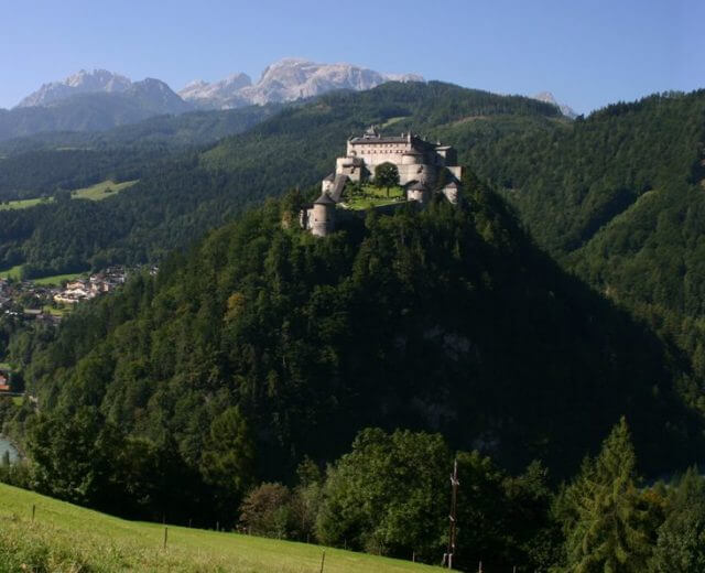 Hohenwerfen vára madártávlatból Hohenwerfen vára madártávlatból
