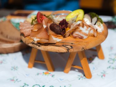 Alpesi uzsonna Obertauernben