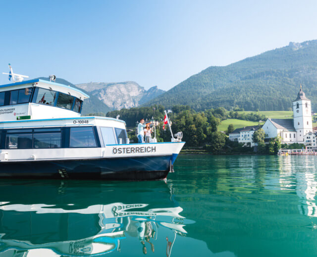 Hajókázás a Wolfgangsee tavon Hajókázás a Wolfgangsee tavon