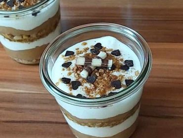 Almás-joghurtos pohárkrém