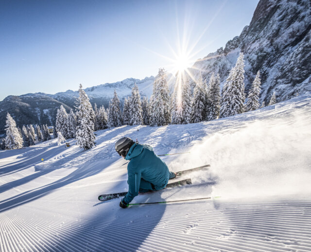 Síelés a Dachstein West sírégióban