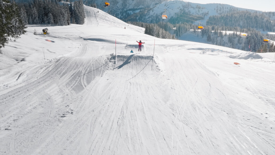 Síélmények a Family Parkban Dachstein Westben