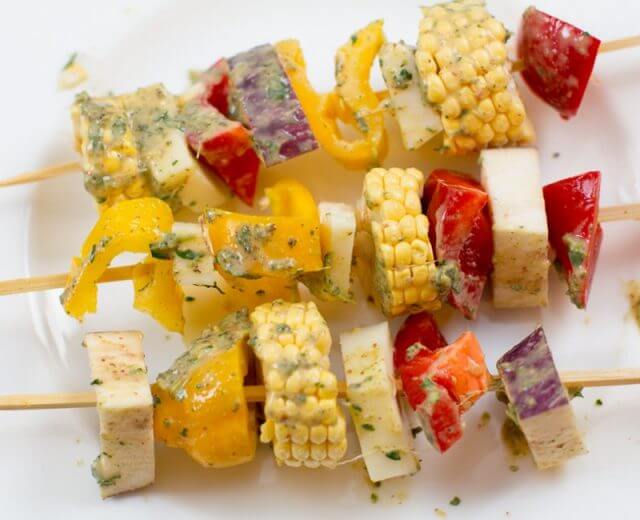 Zöldségnyársak fűszeres pácban Zöldségnyársak fűszeres pácban