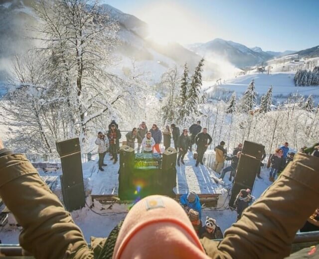 Sí-megnyitó, Rave on Snow Saalbachban
