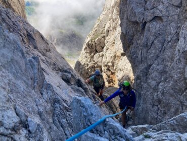 A déli szurdokon át a Bischofsmütze-hez