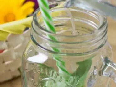 Ital uborkával és citromverbénával