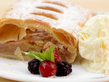 Apfelstrudel
